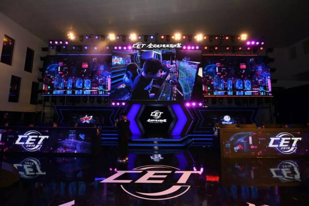 莱万多夫斯 莱万多夫斯