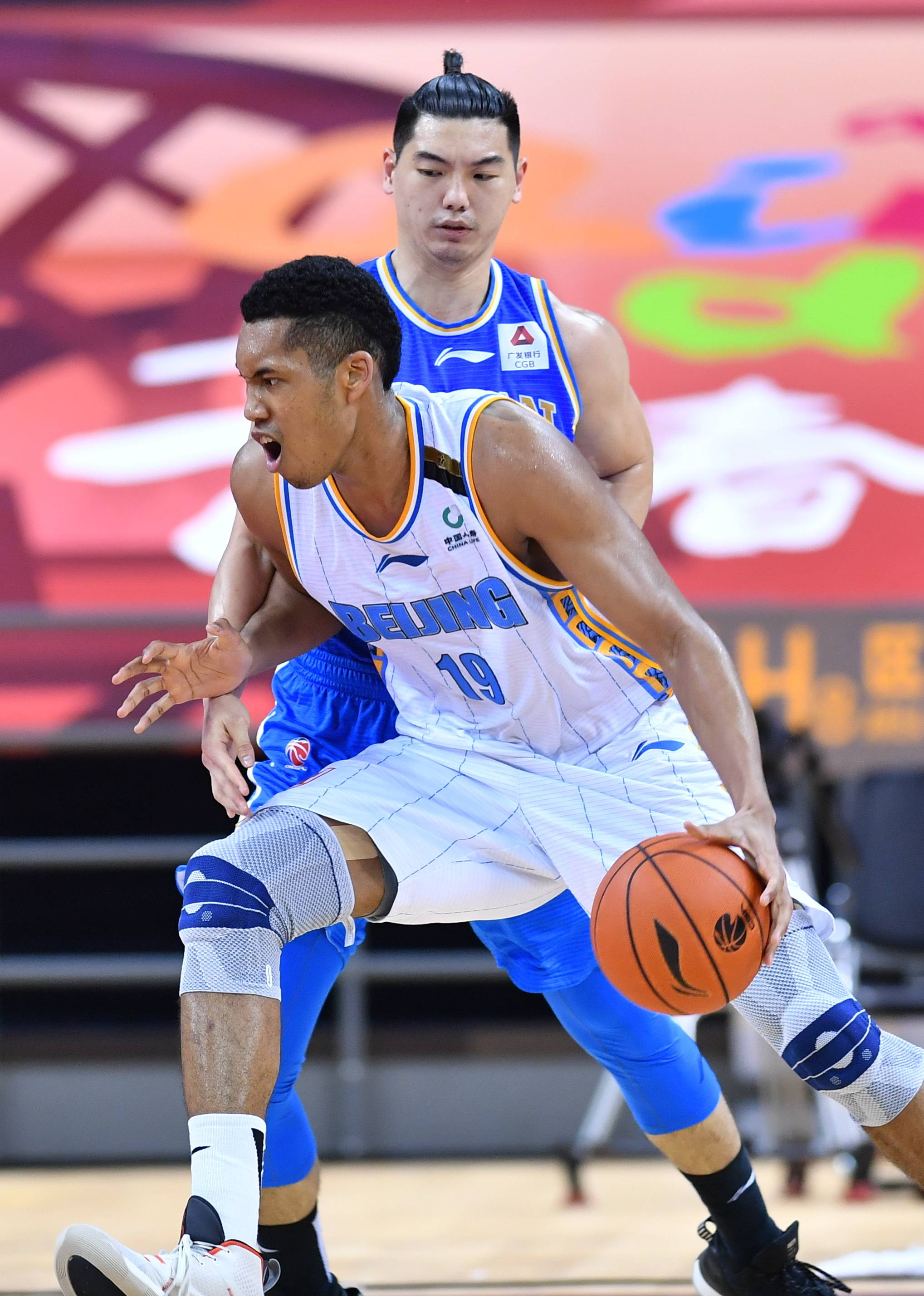 追求短期利 追求短期利