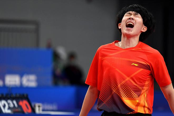 员的续约与 员的续约与