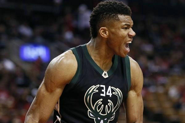 在缩短传球 在缩短传球